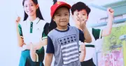 Cậu bé 5 tuổi rưỡi sở hữu trí nhớ siêu phàm, tự học tiếng Anh và tiếng Trung