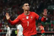 Cựu đầu bếp tiết lộ thực đơn 6 bữa giúp Ronaldo duy trì thể trạng ở tuổi 41