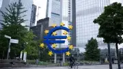 ECB dự báo lạm phát eurozone tăng lên 4% trong tháng 4