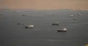 Eo biển Hormuz còn 80 quả thủy lôi, gây ùn tắc giao thông hàng hải