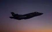 F-35C mang tên lửa LRASM: Bước tiến mới cho sức mạnh hải quân Mỹ
