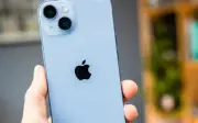 Giá iPhone mới rẻ nhất Việt Nam chỉ từ 11,5 triệu đồng, xịn chẳng kém iPhone 17