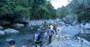 Giới trẻ tạm xa mạng xã hội, tìm về thiên nhiên qua những cung trekking