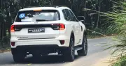 Hệ dẫn động ảnh hưởng thế nào đến độ mòn lốp và tiêu thụ nhiên liệu?