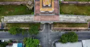 Huế khảo sát vị trí hố bom gần cửa Chánh Tây, tìm kiếm 15 hài cốt liệt sĩ