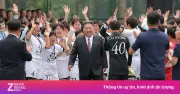 Đội tuyển bóng đá nữ Triều Tiên bật khóc khi gặp ông Kim Jong-un