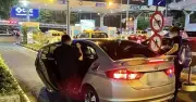 Khởi tố 12 bị can dùng thiết bị điện tử gian lận cước taxi