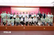 Kiên định truyền thống cách mạng Việt Nam và Trung Quốc