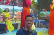 Kinh ngạc: Quán bia ở Huế phục vụ ca Huế, trình diễn áo dài gây sốt mạng