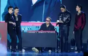 Kosmik Live Concert tại Hà Nội quy tụ dàn nghệ sĩ đình đám của SpaceSpeakers