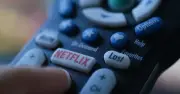 Lý do tia hồng ngoại vẫn được dùng trên điều khiển từ xa TV