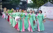 Lễ hội Sen Hà Nội 2026: 2.026 người diễu hành áo dài sen lập kỷ lục
