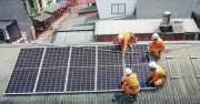 Lắp điện mặt trời kèm pin lưu trữ tốn 170 triệu: Đau đầu lo hóa đơn tiền điện