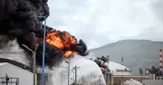 Mỹ không kích Iran, Hezbollah cảnh báo nội chiến