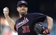 Max Scherzer: Huyền thoại bóng chày với đôi mắt hai màu hiếm gặp
