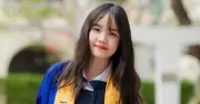 Nữ thủ khoa lập 'cú đúp' điểm 10 Toán nhờ thói quen lướt mạng đặc biệt