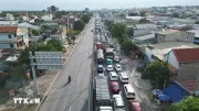 Đồng Nai: Hàng nghìn phương tiện ùn tắc kéo dài do nước rút chậm