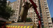 Nga tấn công Kyiv bằng tên lửa đạn đạo, Ukraine tập kích hai nhà máy lọc dầu