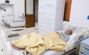 Người đàn ông 67 tuổi ngừng tim sau 15 phút đi vệ sinh do biến chứng tiểu đường