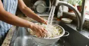 Ngồi nhiều, ít vận động: Đừng bỏ qua 6 loại rau củ này
