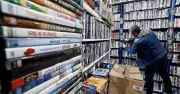 Nên chọn DVD hay ổ cứng để lưu trữ phim lâu dài?