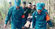 Đà Nẵng: Hàng chục người băng rừng giải cứu du khách Đức gãy chân trên núi