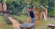 NSƯT Việt Hoàn sống độc thân trên đồi Thạch Thất: 'Gần 5 năm sướng'