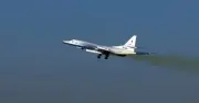 Oanh tạc cơ Tu-160 Nga bay 16 giờ gần không phận NATO