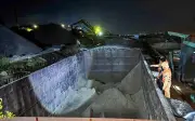 Phát hiện 2 bến thủy nội địa hoạt động không phép ở Hà Nội