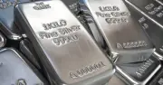 Quỹ bạc lớn nhất thế giới bán ròng hơn 34 tấn khi giá giảm mạnh