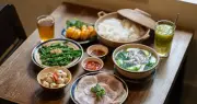 Quán cơm nhà trong khu tập thể cũ ở Hà Nội được Michelin khen suốt 4 năm