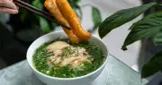 Quận Phố Gà đắt nhất nhì Hà Nội bất ngờ được Michelin gọi tên