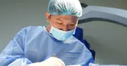 Từ nháy mắt hên xui đến co giật mặt: Phẫu thuật giải ép vi mạch là chìa khóa vàng