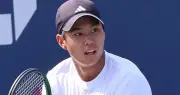 Tay vợt gốc Việt nhọc nhằn vượt vòng 1 Wimbledon 2026