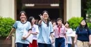 Thí sinh TP.HCM hào hứng với đề thi văn 'Những sắc màu cảm xúc'