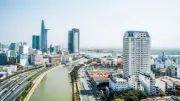 Thị trường căn hộ TP.HCM mở rộng đa cực, giá sơ cấp chạm đỉnh mới