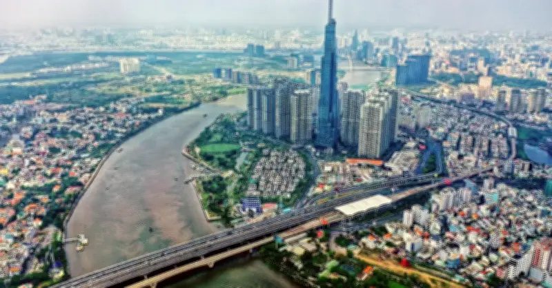 50 năm TP.HCM: Hành trình từ quyết nghị lịch sử đến đầu tàu kinh tế