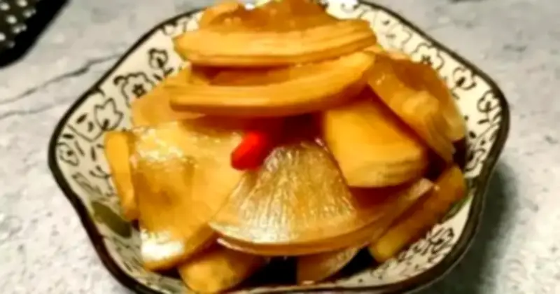 6 thực phẩm gây ung thư nhiều người Việt ăn hàng ngày