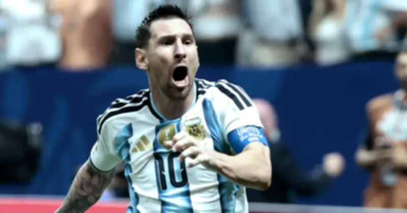 Argentina thắng AI Cập 3-2: Messi của những điều không tưởng