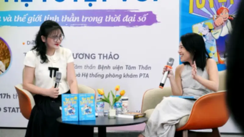 Bác sĩ Bùi Phương Thảo chia sẻ cách cai nghiện mạng xã hội cho trẻ