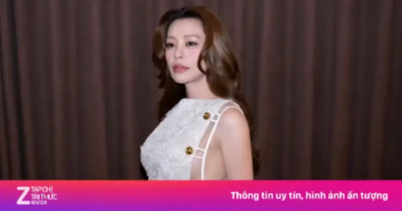 Bùi Lan Hương mặc hở gây tranh cãi tại KOSMIK Live Concert 2026