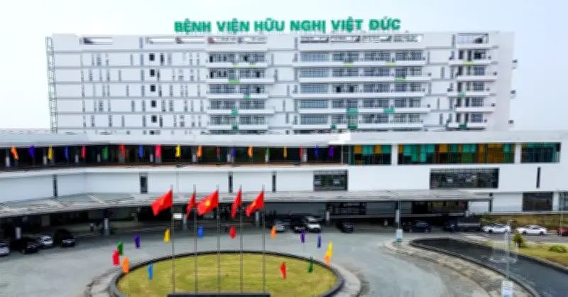 Bệnh viện Việt Đức Ninh Bình: Bố trí nhóm y bác sĩ cắm chốt và đi về trong ngày