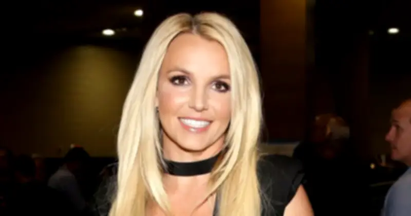 Britney Spears: Phim tiểu sử chính thức có biên kịch Liz Meriwether