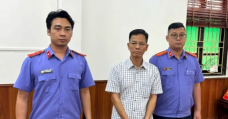 Bắt tạm giam nguyên Thẩm phán TAND TP Hà Nội