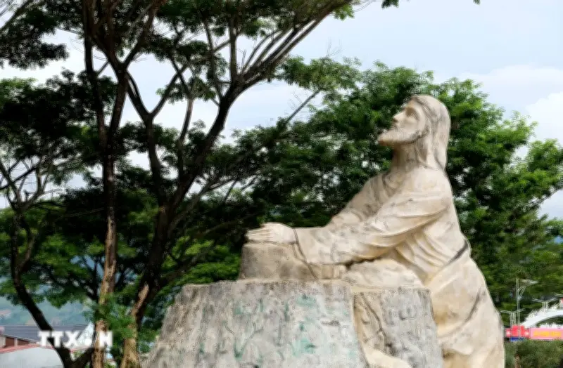 Độc đáo nhà thờ Đá Đà Tổng ở vùng sâu Đam Rông, Lâm Đồng