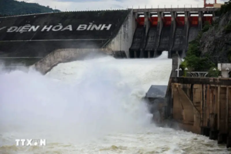 Cao Bằng mở cửa xả nước 2 nhà máy thủy điện ứng phó bão số 1