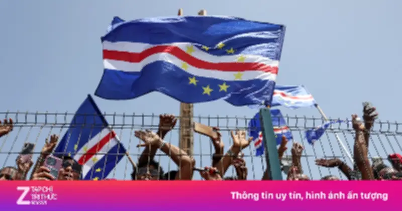Cape Verde trở về như người hùng, CĐV xuống đường chào đón nồng nhiệt