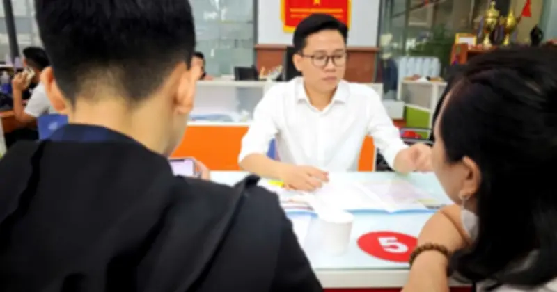 Chọn ngành hay chọn trường? Lời khuyên cho thí sinh đăng ký nguyện vọng 2026