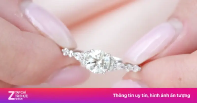 Chọn nhẫn cưới vàng vàng hay vàng trắng? Xu hướng năm 2026