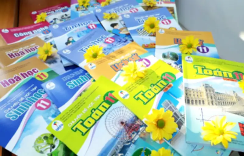 Chính phủ ban hành Nghị định miễn phí sách giáo khoa, học phí quốc phòng